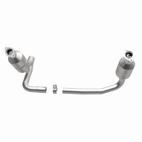 MagnaFlow direct-fit catalytic converter fits 04 Dakota 3.7/4.7 2WD 3.7 inch inlet 4.7 inch outlet stainless steel CARB compliant 49657