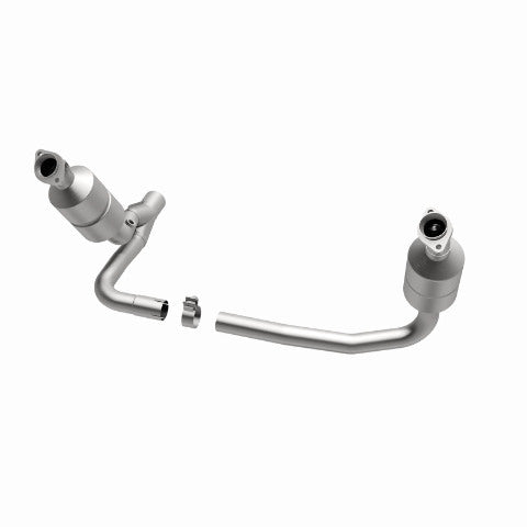MagnaFlow direct-fit catalytic converter fits 04 Dakota 3.7/4.7 4WD 3.7 inch inlet 4.7 inch outlet stainless steel CARB compliant 49658