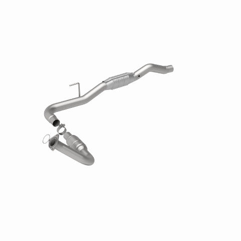 MagnaFlow direct-fit catalytic converter for 2001-2006 Chevy Silverado 1500 driver side stainless steel CARB compliant 49667