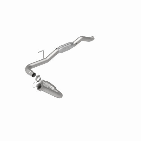 MagnaFlow direct-fit catalytic converter for 2001-2006 Chevy Silverado 1500 driver side stainless steel CARB compliant 49667