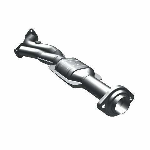 MagnaFlow direct-fit catalytic converter for 2003-2004 Toyota 4Runner 4.7 inch inlet/outlet stainless steel CARB compliant OBDII 49696