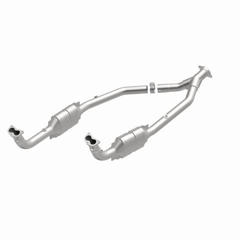 MagnaFlow direct-fit catalytic converter fits 1999-2002 Land Rover Discovery 4.0L and 2003-2004 Land Rover Discovery 4.6L stainless steel CARB compliant OBDII 49720