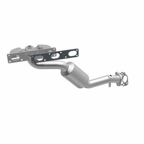MagnaFlow direct-fit catalytic converter for 2001-2006 BMW stainless steel CARB compliant OBDII 49758