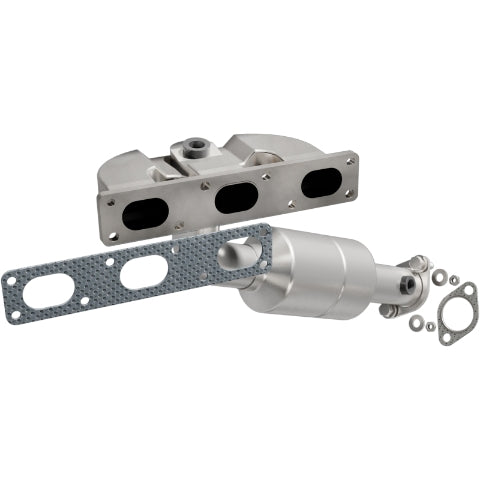 MagnaFlow direct-fit catalytic converter for 2004-2005 BMW stainless steel CARB compliant OBDII 49770
