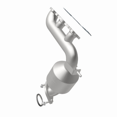 MagnaFlow direct-fit catalytic converter for 2004-2006 Toyota 3.3L stainless steel Federal EPA compliant OBDII 50275
