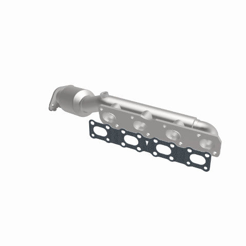 MagnaFlow direct-fit catalytic converter for 2004-2010 Infiniti QX56 stainless steel CARB compliant 50380