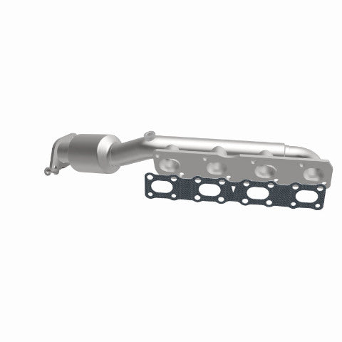 MagnaFlow direct-fit catalytic converter for 2004-2010 Infiniti QX56 stainless steel CARB compliant 50380