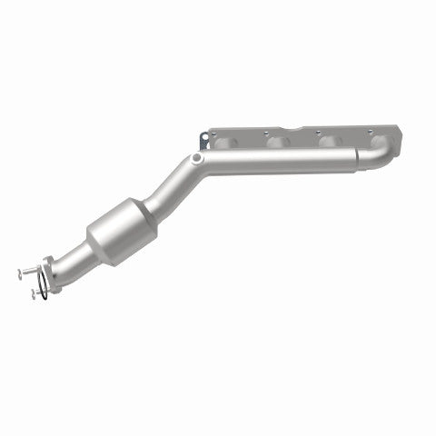 MagnaFlow direct-fit catalytic converter fits 2004-2015 Nissan Titan, 2005-2015 Nissan Armada, and more, this and 07 Titan 5.6L passenger side manif 5.6L passenger side stainless s