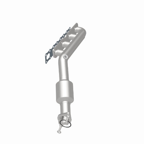 MagnaFlow direct-fit catalytic converter fits 2004-2015 Nissan Titan, 2005-2015 Nissan Armada, and more, this and 07 Titan 5.6L passenger side manif 5.6L passenger side stainless s