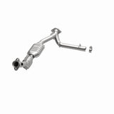 MagnaFlow direct-fit catalytic converter fits 2003-2004 Lincoln Navigator 5.4L and 03 Lincoln Navigator 5.4L stainless steel CARB compliant OBDII 51081