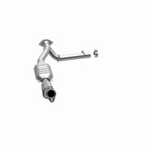 MagnaFlow direct-fit catalytic converter fits 2003-2004 Lincoln Navigator 5.4L and 03 Lincoln Navigator 5.4L stainless steel CARB compliant OBDII 51081