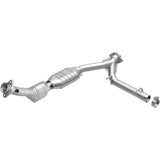 MagnaFlow direct-fit catalytic converter fits 2003-2004 Lincoln Navigator 5.4L and 03 Lincoln Navigator 5.4L stainless steel CARB compliant OBDII 51081