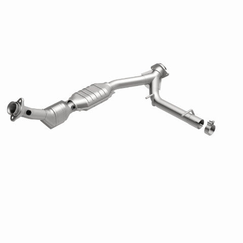 MagnaFlow direct-fit catalytic converter fits 2003-2004 Lincoln Navigator 5.4L and 03 Lincoln Navigator 5.4L stainless steel CARB compliant OBDII 51081