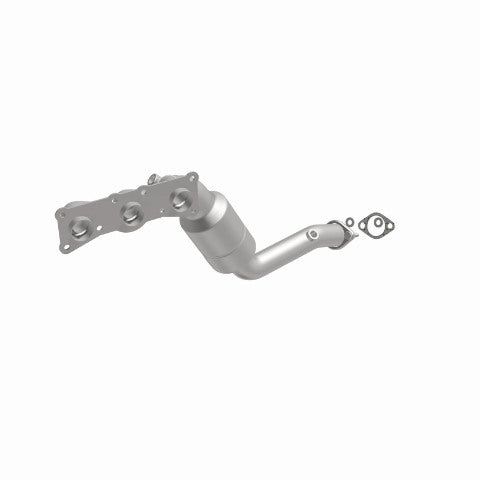 MagnaFlow direct-fit catalytic converter fits 2008-2011 BMW 528i, 2009-2010 BMW 528i xDrive, and more, this and 2008-2009 528i 3.0L Front 3.0L stainless steel CARB compliant OBDII 