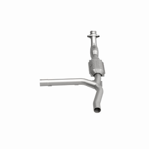 MagnaFlow direct-fit catalytic converter for 2001-2003 Ford F-150 4.2L stainless steel CARB compliant OBDII 51301