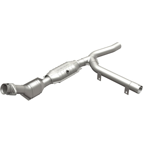 MagnaFlow direct-fit catalytic converter for 2001-2003 Ford F-150 4.2L stainless steel CARB compliant OBDII 51301