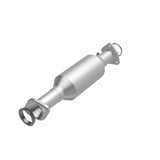 MagnaFlow direct-fit catalytic converter for 1997-2001 Honda CR-V 2.0L stainless steel CARB compliant OBDII 51329
