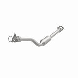 MagnaFlow direct-fit catalytic converter fits 2001-2003 Saturn L200, 2001-2002 Saturn L100, and additional vehicles. Avoid potential exhaust leaks by using the included gaskets to 
