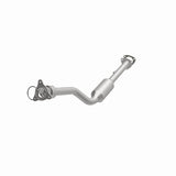 MagnaFlow direct-fit catalytic converter fits 2001-2003 Saturn L200, 2001-2002 Saturn L100, and additional vehicles. Avoid potential exhaust leaks by using the included gaskets to 