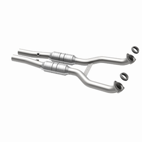 MagnaFlow direct-fit catalytic converter for 1997-1999 Chevy Corvette driver side stainless steel CARB compliant OBDII 51397