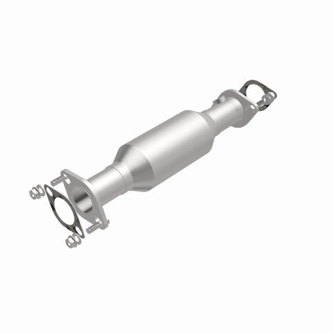 MagnaFlow direct-fit catalytic converter fits 2003-2006 Outlander 2.4L stainless steel CARB compliant OBDII 51407