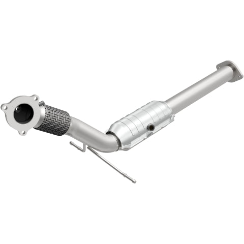 MagnaFlow direct-fit catalytic converter fits 2001 Volvo V70 X/C 2.4L stainless steel CARB compliant OBDII 51451