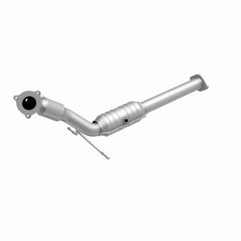 MagnaFlow direct-fit catalytic converter fits 2001 Volvo V70 X/C 2.4L stainless steel CARB compliant OBDII 51451