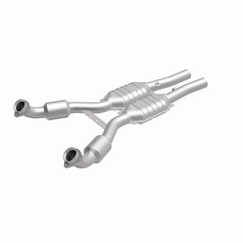 MagnaFlow direct-fit catalytic converter for 2000-2004 Chevy Corvette 5.7L stainless steel CARB compliant OBDII 51460