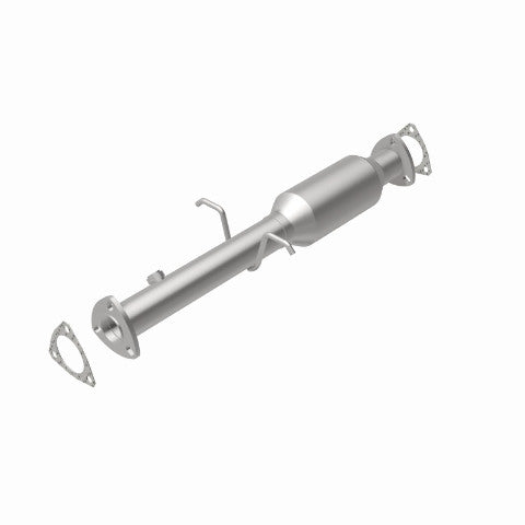 MagnaFlow direct-fit catalytic converter fits 1996-2003 Chevrolet S10 and GMC Sonoma and 1996-2000 GM S-10/Sonoma/Homb stainless steel CARB compliant 51463