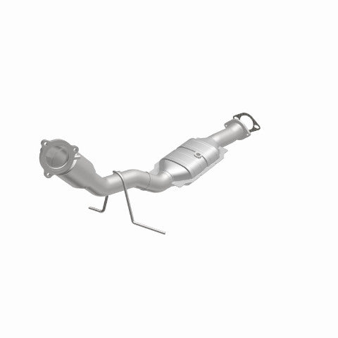 MagnaFlow direct-fit catalytic converter fits 2003-2004 Volvo XC70, Volvo S60, and additional vehicles. Avoid potential exhaust leaks by using the included gaskets to get a proper 