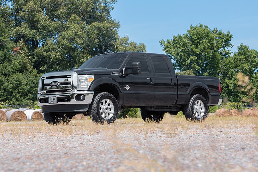 Fits Ford F-250/F-350 Super Duty 4WD (2005-2023) 2 Inch Leveling Kit; 514