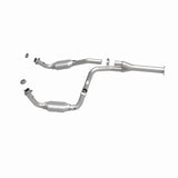 MagnaFlow direct-fit catalytic converter fits 2000-2002 Chevrolet Express 1500 4.3L and 2000-2002 GMC Savana 1500 4.3L stainless steel CARB compliant OBDII 51510