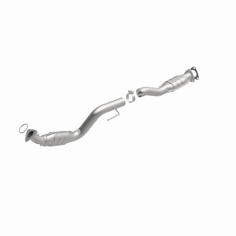 MagnaFlow direct-fit catalytic converter fits 2003-2007 Chevrolet Express 3500, Chevrolet Express 2500, and additional vehicles and 2003-2005 Express 2500 4.8L passenger side 4.8L 