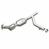 MagnaFlow direct-fit catalytic converter fits 2001-2003 Ford F-150 5.4L and 2001-2002 Lincoln Navigator 5.4L stainless steel CARB compliant OBDII 51544