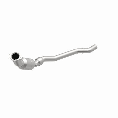 MagnaFlow direct-fit catalytic converter fits 2008 Chrysler 300C 5.7L passenger side 5.7L passenger side stainless steel CARB compliant OBDII 51585
