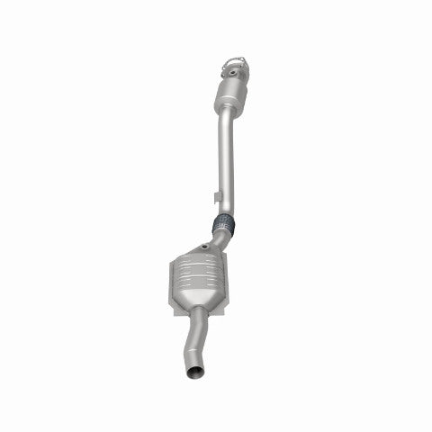 MagnaFlow direct-fit catalytic converter for 2000-2005 VW Passat 2.8L stainless steel CARB compliant 51589