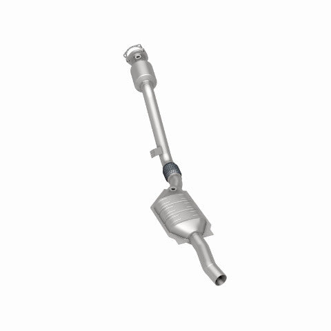 MagnaFlow direct-fit catalytic converter for 2000-2005 VW Passat 2.8L stainless steel CARB compliant 51589