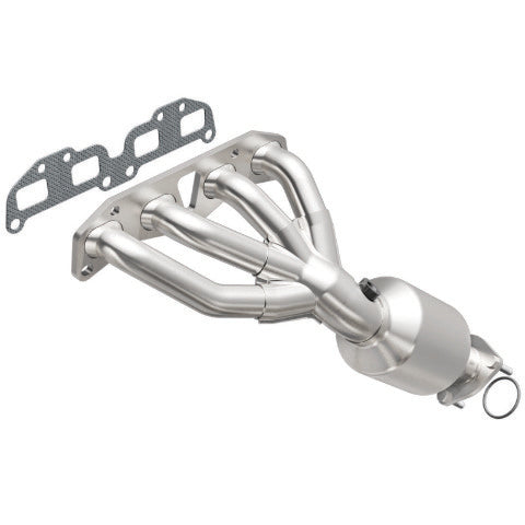 MagnaFlow direct-fit catalytic converter for 2005-2019 Nissan Frontier stainless steel CARB compliant OBDII 51596
