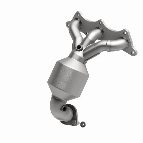 MagnaFlow direct-fit catalytic converter fits 2004-2005 Mitsubishi Endeavor and 2004-2006 Mitsubishi Galant and 2004-2006 Mitsu Galant 3.8L stainless steel CARB compliant OBDII 516
