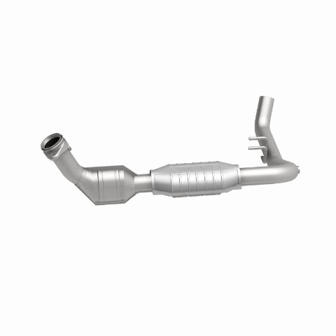 MagnaFlow direct-fit catalytic converter for 1999-2000 Ford 5.4L stainless steel CARB compliant OBDII 51695