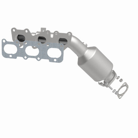 MagnaFlow direct-fit catalytic converter for 2010-2012 Hyundai 3.8L stainless steel CARB compliant OBDII 51713