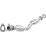 MagnaFlow direct-fit catalytic converter fits 2007-2010 Saturn Vue 2.4L stainless steel CARB compliant OBDII 51722