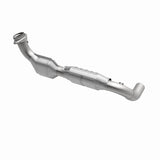 MagnaFlow direct-fit catalytic converter fits 2001-2003 Ford F-150 5.4L and 2001-2002 Lincoln Navigator 5.4L stainless steel CARB compliant OBDII 51753