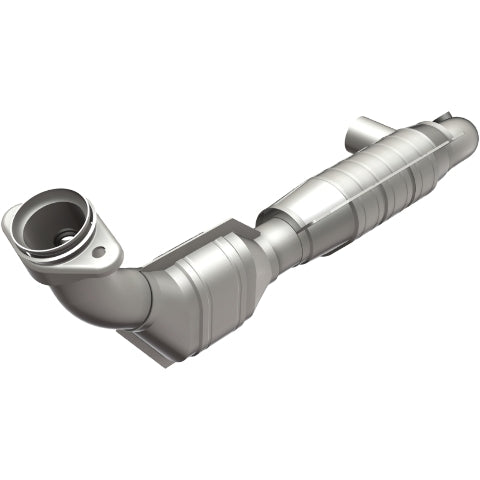 MagnaFlow direct-fit catalytic converter fits 2001-2003 Ford F-150 5.4L and 2001-2002 Lincoln Navigator 5.4L stainless steel CARB compliant OBDII 51753