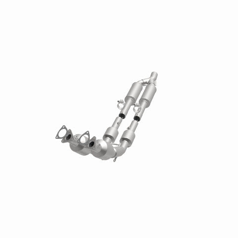 MagnaFlow direct-fit catalytic converter for 2006-2008 VW Passat 3.6L stainless steel CARB compliant 51799