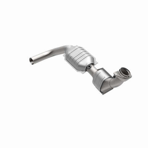 MagnaFlow direct-fit catalytic converter fits 2003-2004 Lincoln Navigator 5.4L and 03 Lincoln Navigator 5.4L stainless steel CARB compliant OBDII 51801