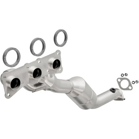 MagnaFlow direct-fit catalytic converter fits 2007-2010 X3 3.0L stainless steel CARB compliant OBDII 51805