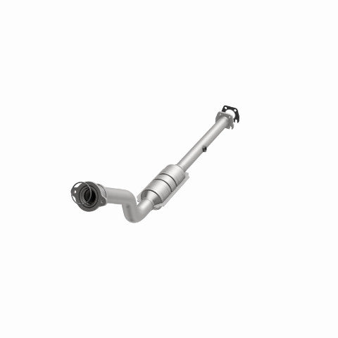 MagnaFlow direct-fit catalytic converter fits 1997-2001 Chevrolet Lumina, 1997-1999 Chevrolet Monte Carlo, and additional vehicles. Avoid potential exhaust leaks by using the inclu