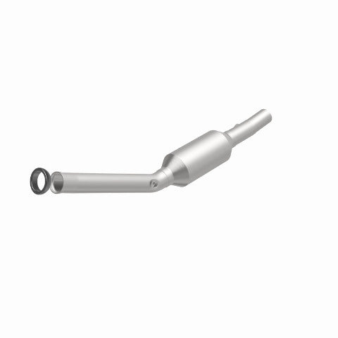 MagnaFlow direct-fit catalytic converter fits 2000-2005 Toyota Echo and 2004-2006 Scion xA, this and 2003-2006 Echo/xA 1.5L stainless steel CARB compliant OBDII 51821
