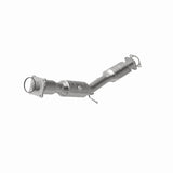 MagnaFlow direct-fit catalytic converter fits 2004-2010 Volvo S40 and 2005-2010 Volvo V50. Avoid potential exhaust leaks by using the included gaskets to get a proper seal and 2005